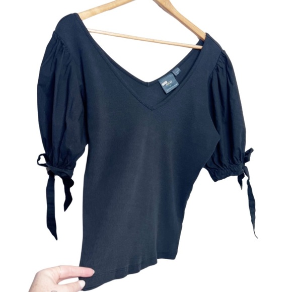 Anthropologie Maeve Black Puff Sleeve V Neck Tie Cuff Knit Top Womens Large - Picture 4 of 16